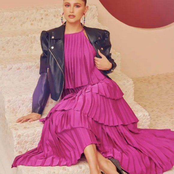 NWT | Strut & Bolt | Pleated Satin Tiered Maxi Dress - Picture 2 of 5